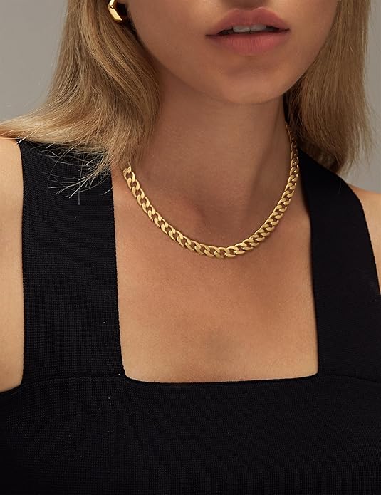 Heidi – Dicke Goldkette