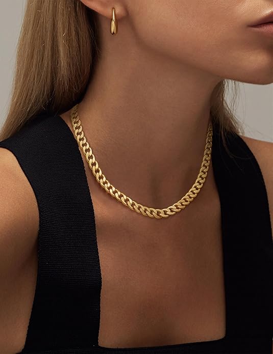 Heidi – Dicke Goldkette