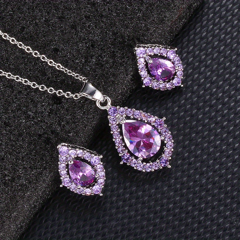 Nadine – Halskette und Ohrringe in Amethyst