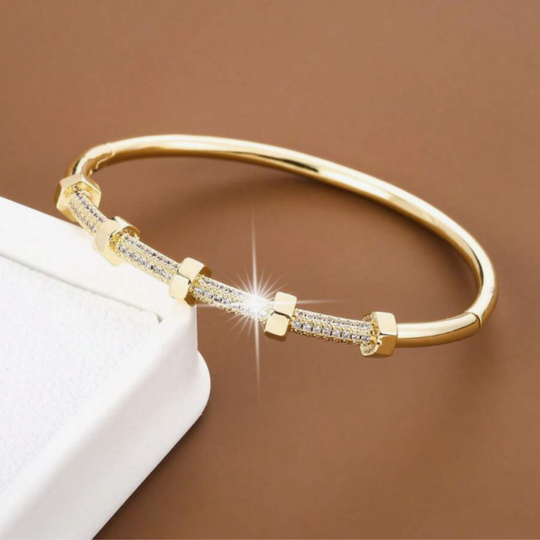 Madison – goldplattiertes Armband mit Moissanit-Details