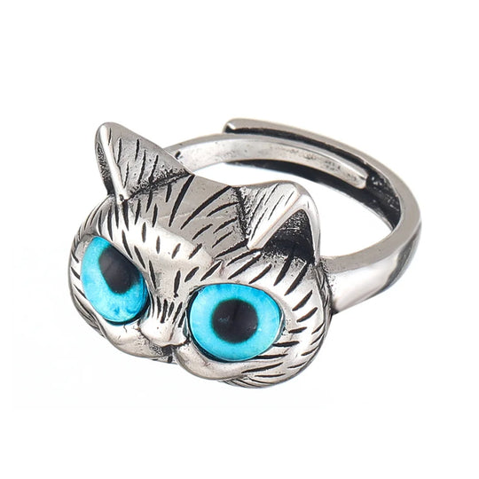 Vintage-inspirierter Ring in Silberfarbe mit blauen Katzenaugen