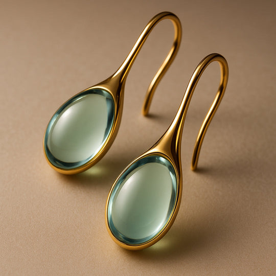 Ohrhänger mit Kristallen, Gold- und Silberton
